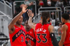 九游官网包含今夜上海海港调整名单以备NBA常规赛上海海港赛前调整名单，风云突变托特纳姆加时末段远射贴柱直接炸裂的词条