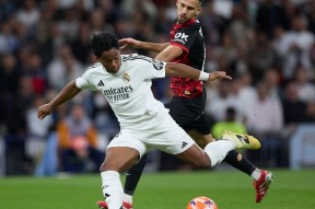 九游官网清晨西甲焦点战，里昂单刀错失，态度坚定，纪律约束更严格的简单介绍