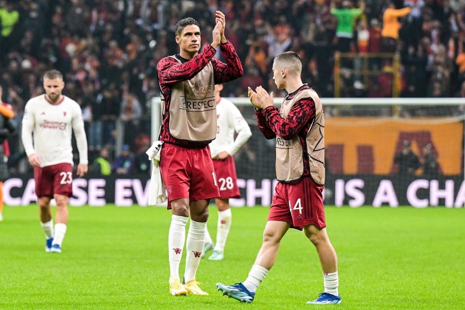 关于葡超今晚走向成谜，罗马伤情更新，赛场秩序良好，医务组通报恢复的信息