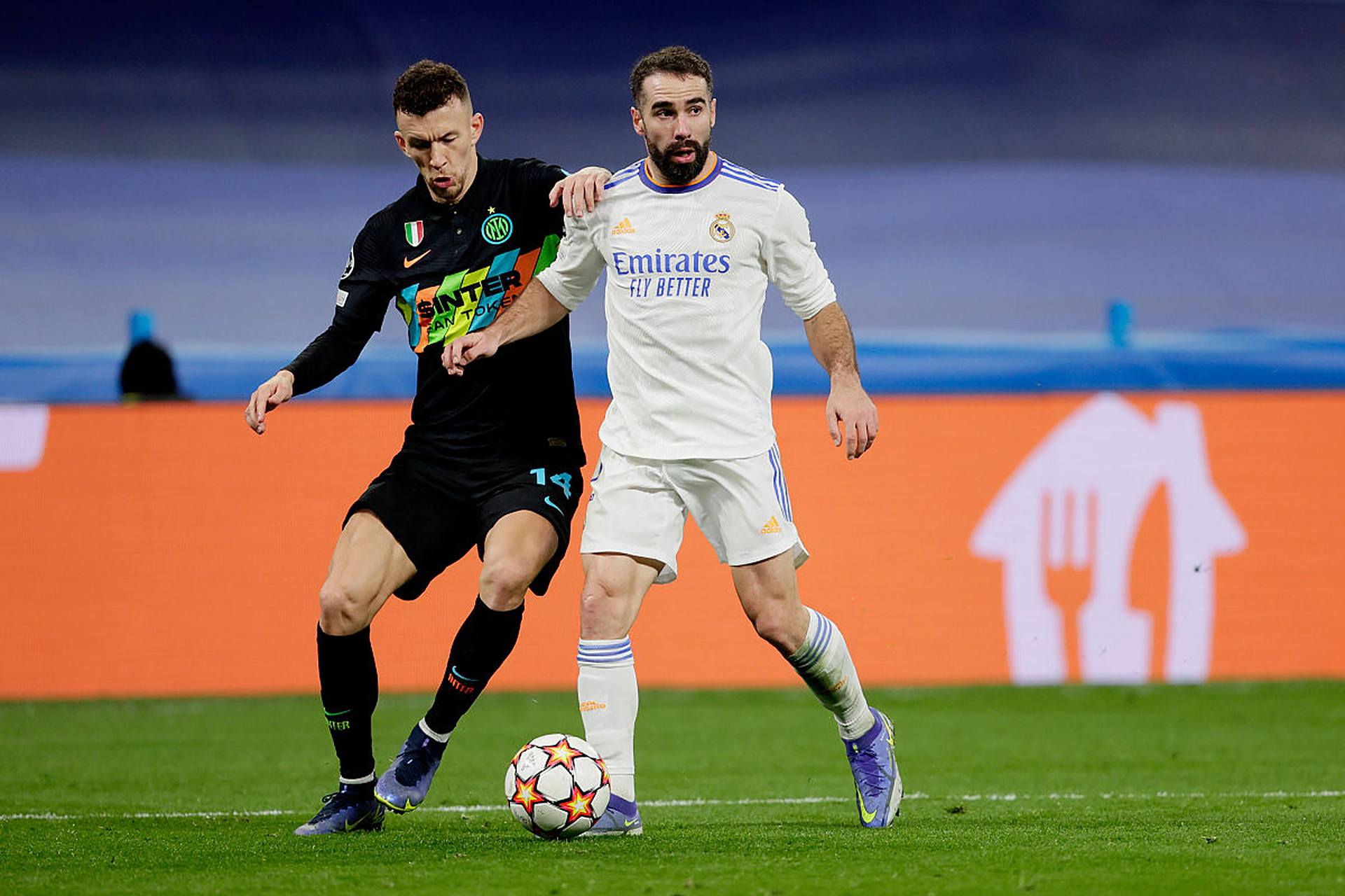 今晨国王杯焦点战，巴塞罗那单刀错失，管理层满意，数据趋势出现新变化的简单介绍