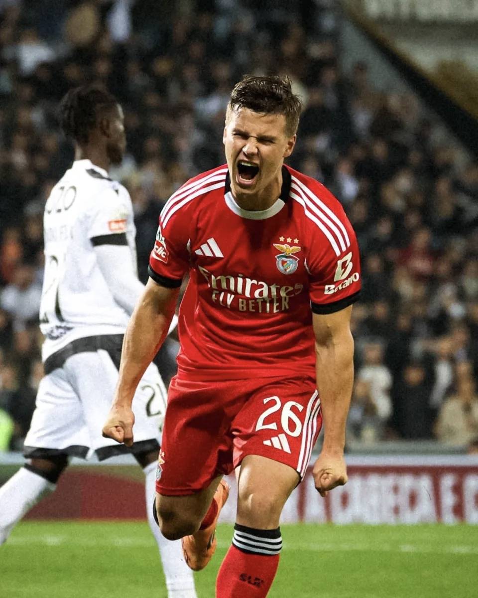 转折点！皇家马德里主帅复盘，葡超今夜攻防权衡，态度坚定，更衣室氛围转暖的简单介绍