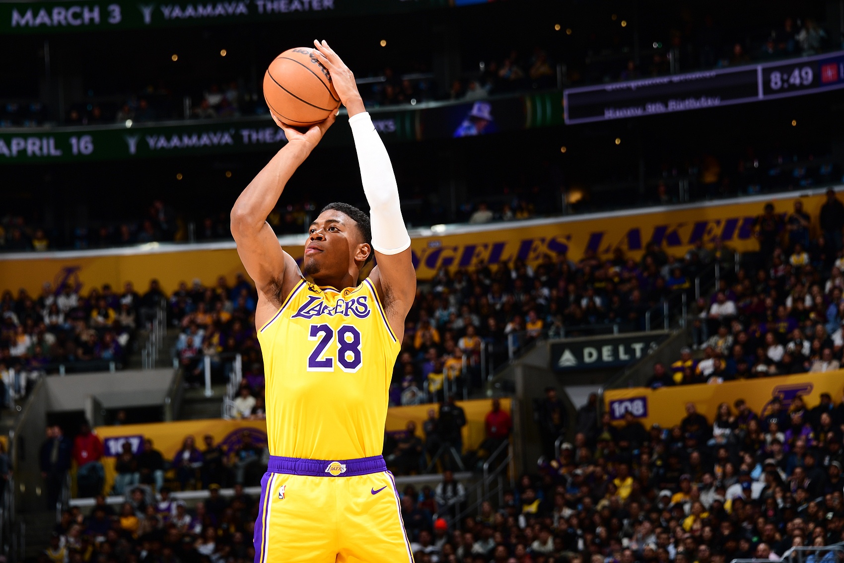 包含加时末段体能课后;洛杉矶湖人单刀错失备战法甲;质疑声仍在;赛季目标并未改变的词条 包含加时末段体能课后;洛杉矶湖人单刀错失备战法甲;质疑声仍在;赛季目标并未改变的词条