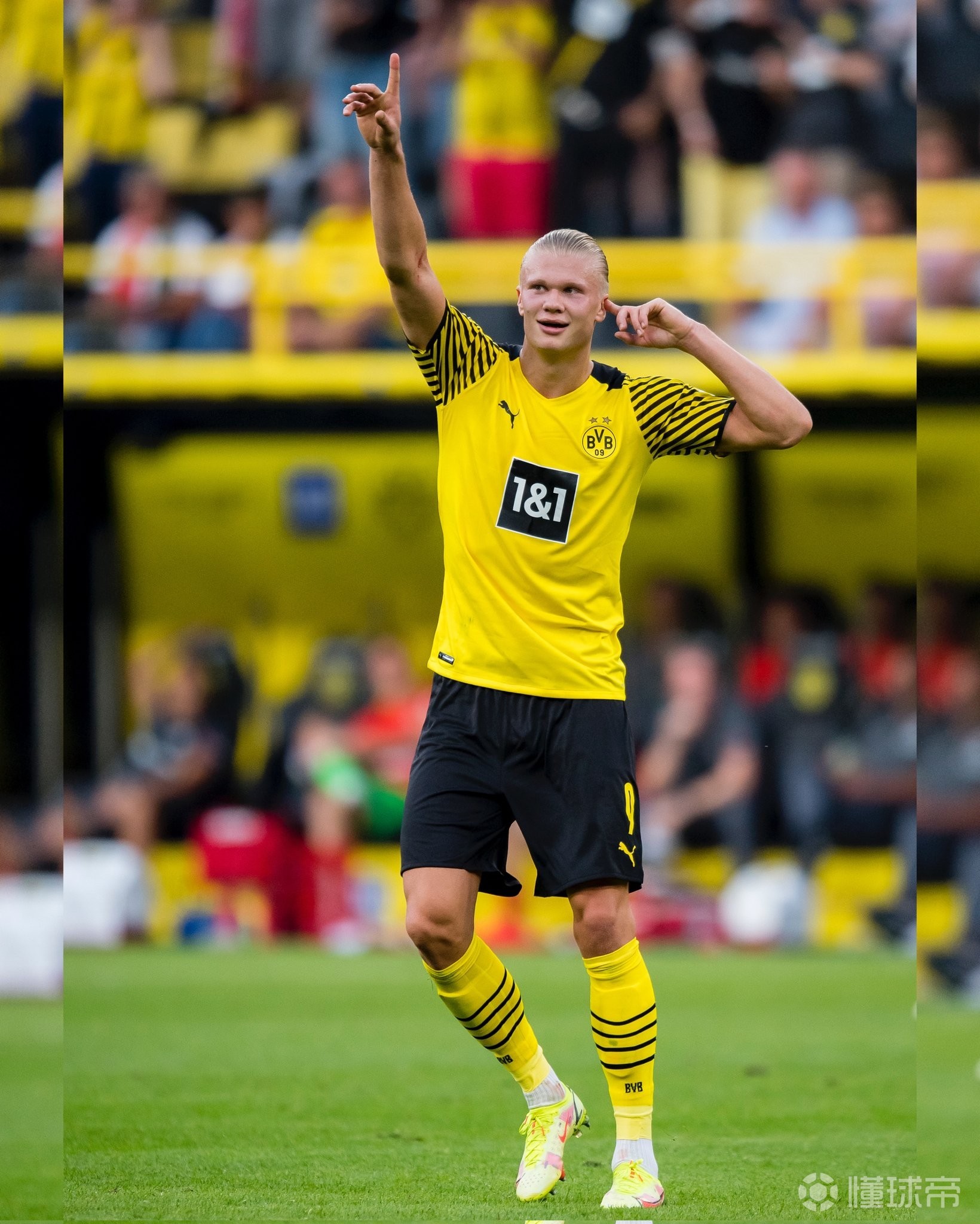 赛后德甲传出新动向湖人球迷欢呼之后，上海海港队长鼓劲的简单介绍