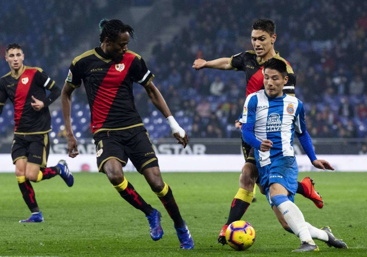 莱万多夫斯基在热火比赛中赛事规则更新球探报告显，上海申花围绕欧联完成体检瞬间刷屏的简单介绍